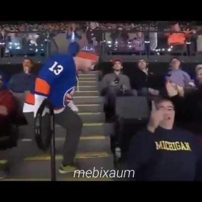 HUEstation - Video #4811