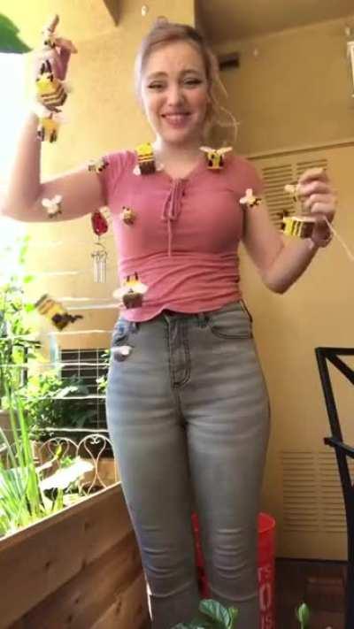 Thanks I love Minecraft bee lights