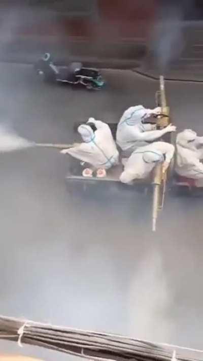 FOLLOW THE CHEMTRAILS MOUTH WIDE OPEN MEET HIM MEET HIM MEET XI