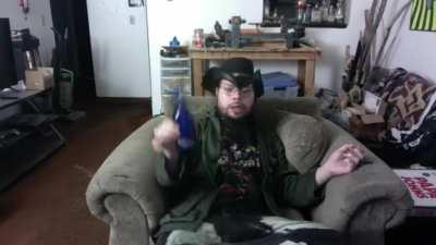 Chair bugs gettin drunk tonight toobz!! (1/3/23 pizza hack rant)