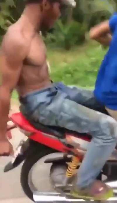 Ó o carro do leite!