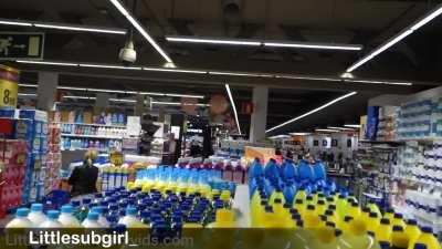 Daddy likes when I flash my tits and pussy in public [OC]