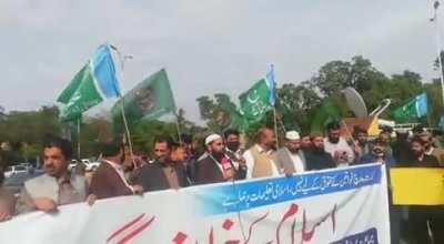 Mobs are gathering outside police stations in Islamabad demanding Blasphemy cases be opened against Aurat March organizers