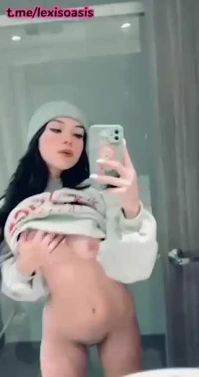 Wait till the end to see this fuckdoll