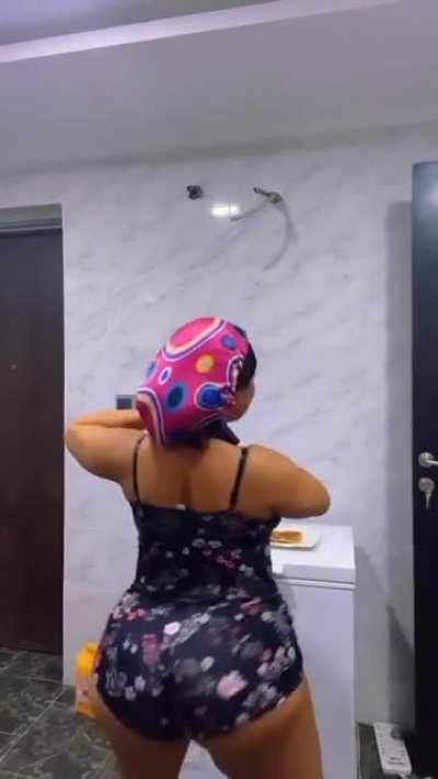 thunter booty 🍑⚡