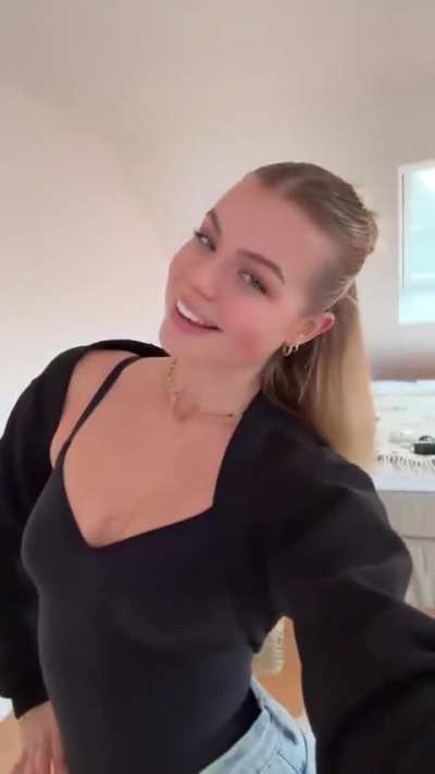 Neues Tiktok mit süßem Outfit Nr.2