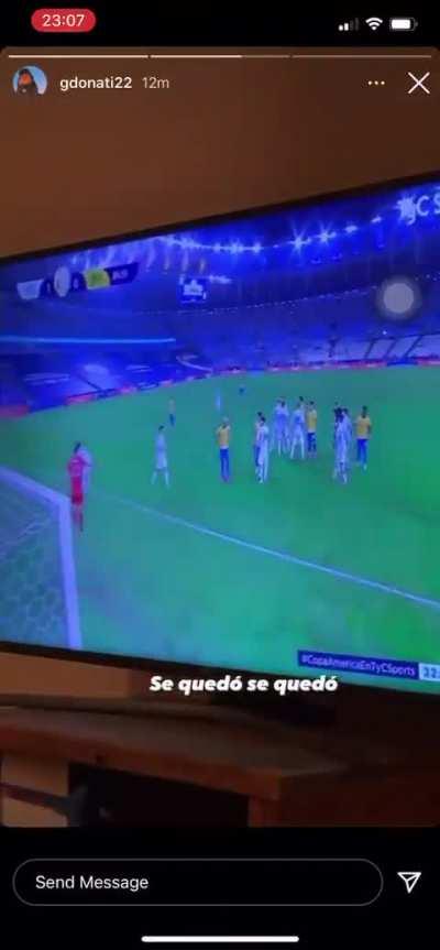 Delivery se queda para celebrar la Copa América después de entregar el pedido