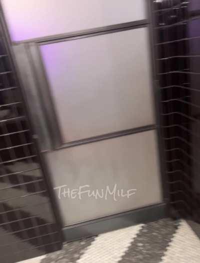 Dates with a Hotwife are a lot more fun! [GIF]