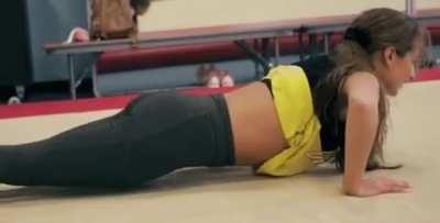 That booty jiggle 😍