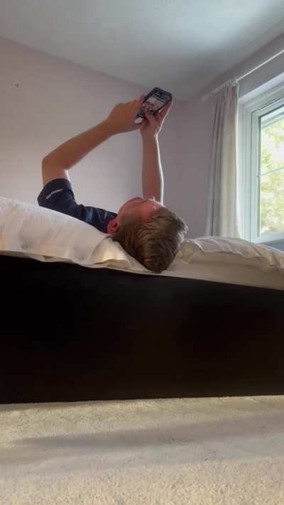 She cums home straight from the gym and does this… you eating it?