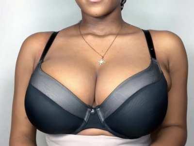 Bra Try on for Big Boobs
