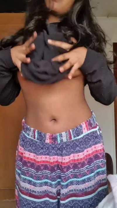 Do you like Indian girls with big natural boobs? if so, do I have a link for you 👉🏾👉🏾