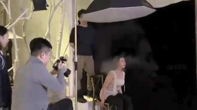 Getting that perfect headshot. (Not OC)