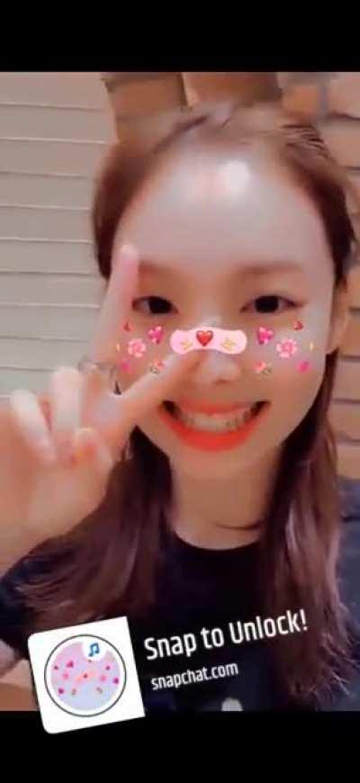 Nayeon - Preview of 'SOS'