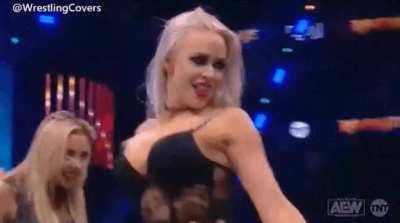 TayJay looks so hot in defeat and Penelope is so good to🔥