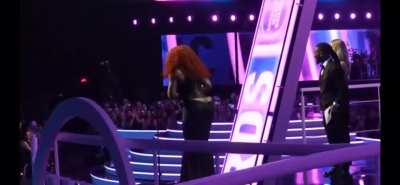 Sza AMAs buttcrack