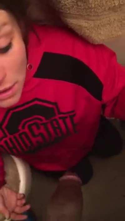 Angry dirty talking while sucking