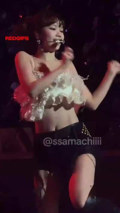 LE SSERAFIM - Chaewon