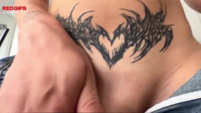 Open wide for mommy!