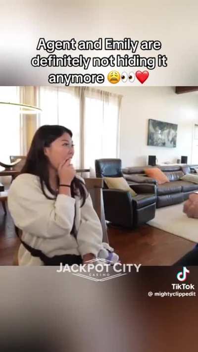 👩‍❤️‍👨