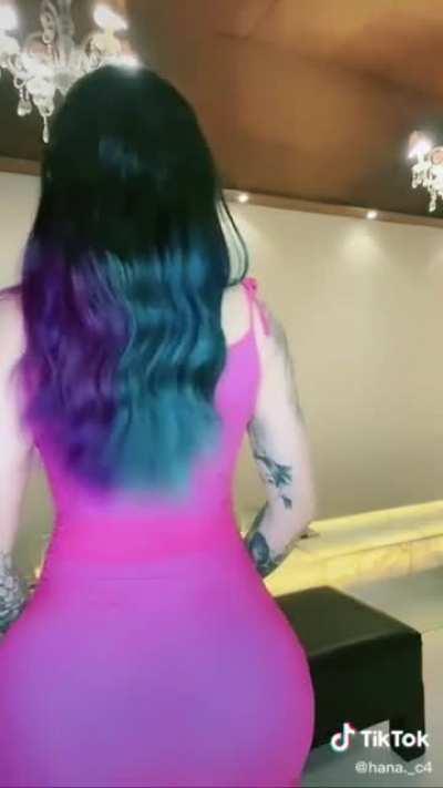 la culona por excelencia hanna c-4 🤪🤪🤪