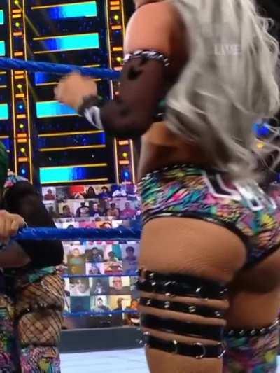 Liv Morgan 🍑