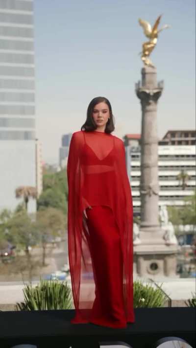 ‘Hi Mexico City. The countdown begins.’ | Hailee at 'Sinners' photocall in Mexico City | IG March 2025