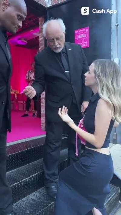 tHerE iS nO wAY yOu Didnt SeE mY pOdcasT 🤡🤡🤡