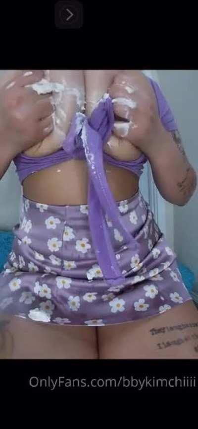 She belongs to the SAGITTARIUS ♐️ folder.