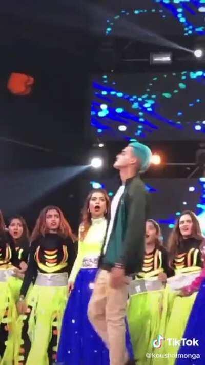 Indian joker public cringe