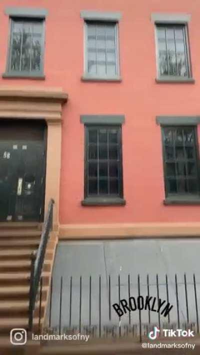 This NYC house is a massive subway vent