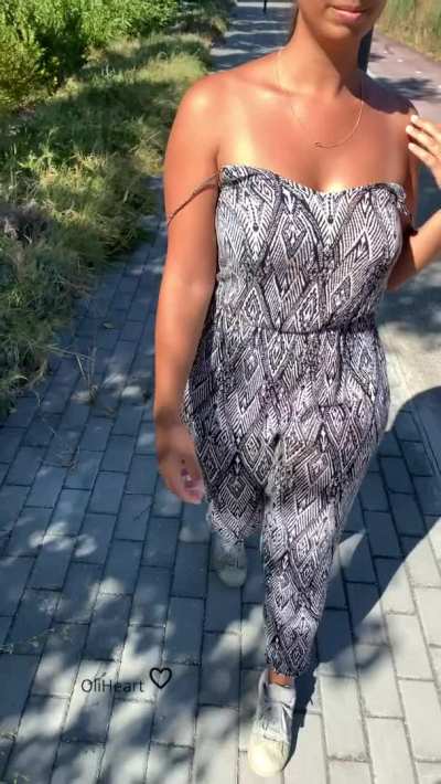 Flashing my tits is a must when I'm in a public place
