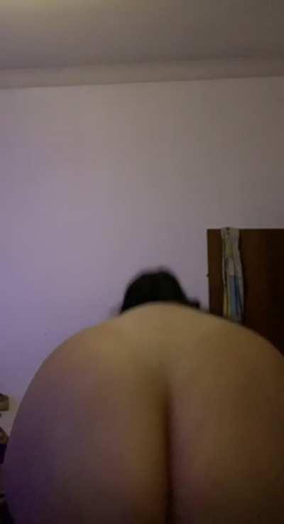 I would love to twerk you on top of your d***