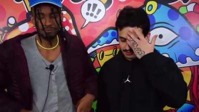 Orochinho e Doa 🤨🏳️‍🌈