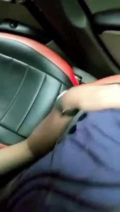 Mujhe bhaut Thandi lugre Hai giyz😔