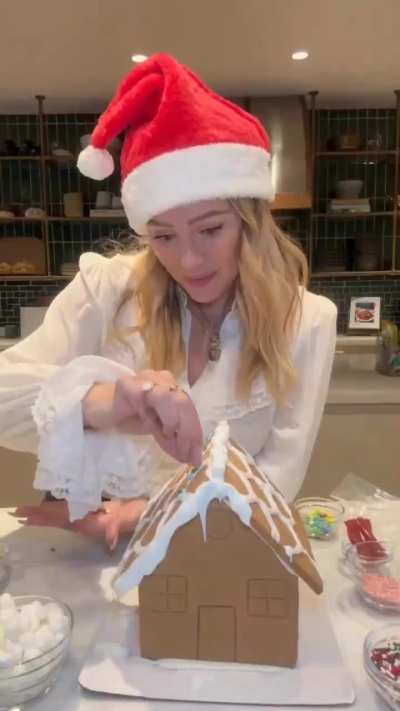 Hilary Makes a Ginger Bread House - Instagram 12/10/24