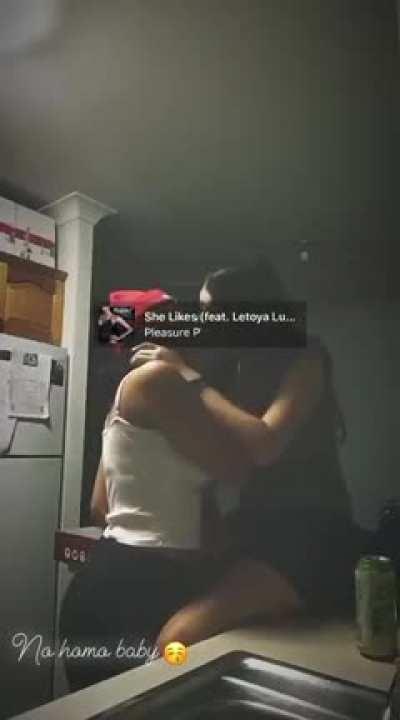 that @victoriabihh chicc and random