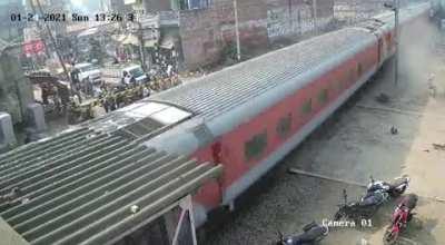 Choo Choo, Motherfucker!