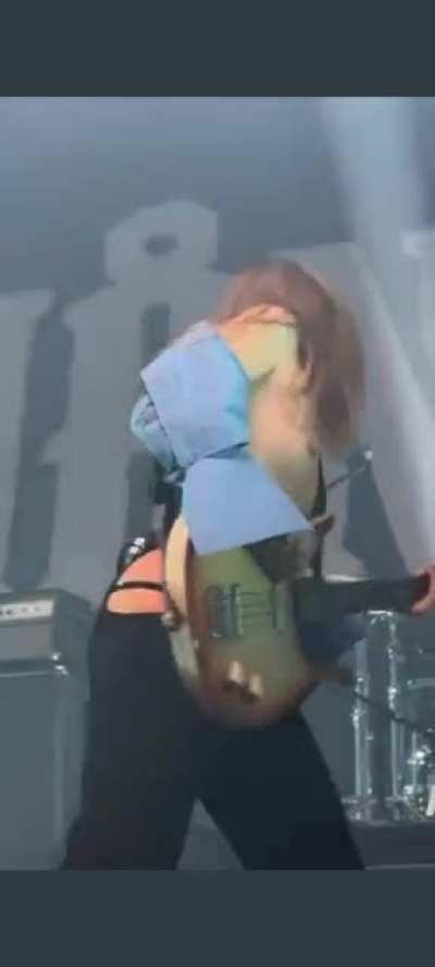 Letting the girls out😍