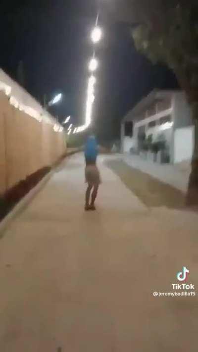 Dancing pinoy gentleman 