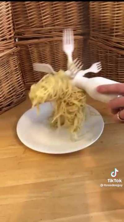 I likey spaghetti like I like my women... Chaotically tangled up on six forks