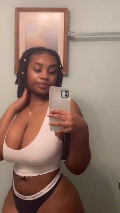 Instagram Baddie (not nude)