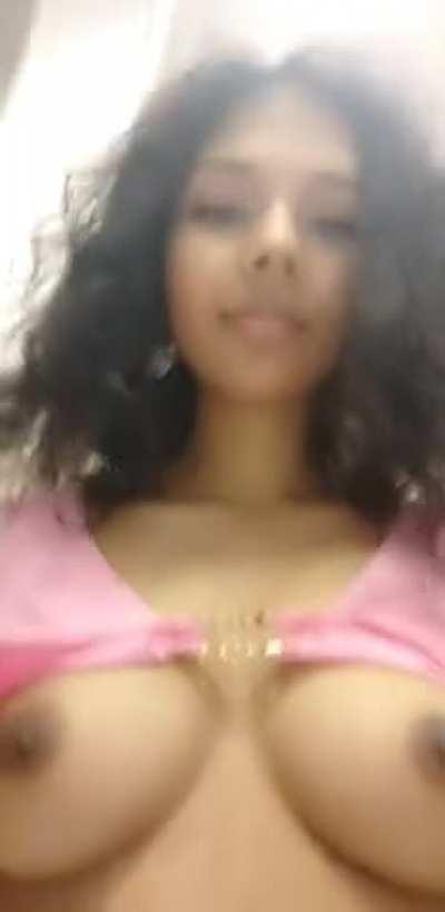 shopping with tits out just feel right