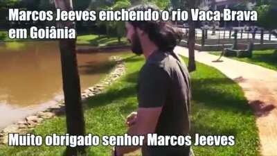 Marcos Jeeves enchendo o rio Vaca Brava em Goiânia, muito obrigado senhor Marcos Jeeves