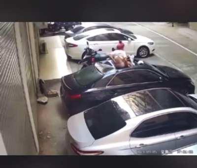 When you're a side chick 😂