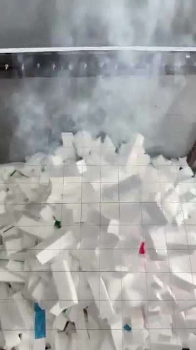 France and Italy are destroyed, Christmas is canceled!!