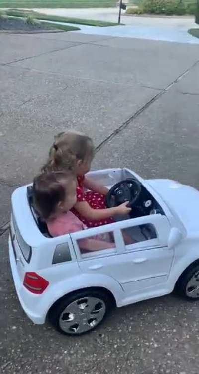 When cruising with the homies goes wrong… 🌲💥🚗