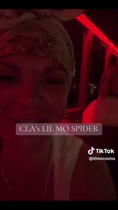 My god, what a greedy bitch 😂