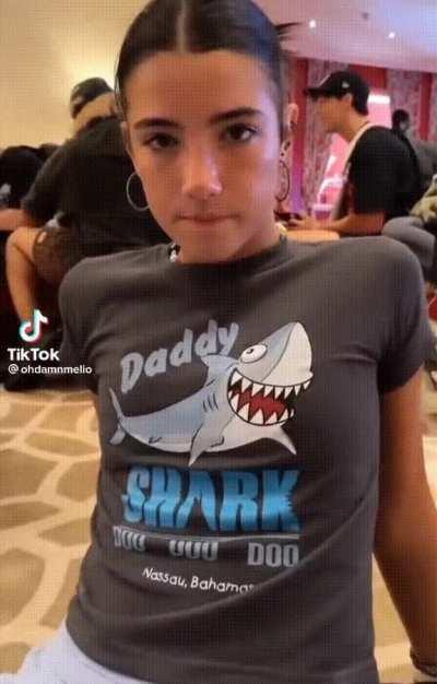 [reddit] can't get enough of this cute face