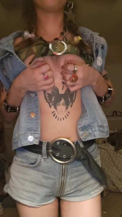 opinions on sluttly boys in camo? 